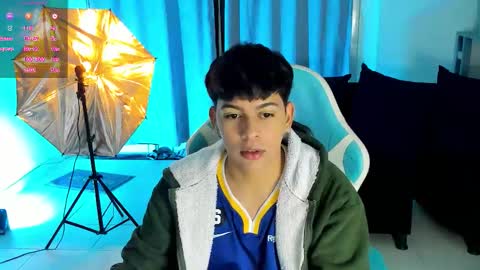 Snapshot of franco_rizzo01 chatting on November 16, 2025, 3:12 am frank online show from November 16, 2025, 3:12 am