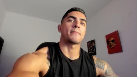 Snapshot of franco_ruiz_ chatting on November 14, 2025, 11:57 pm franco online show from November 14, 2025, 11:57 pm