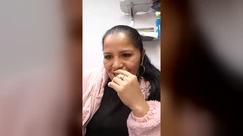 Snapshot of francy_froz chatting on July 8, 2026, 7:40 pm francy froz online show from July 8, 2026, 7:40 pm
