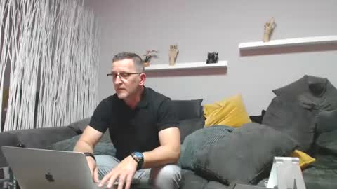 Frank online show from June 12, 2026, 8:19 pm