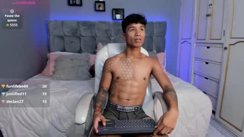 Snapshot of frank98_ chatting on September 13, 2025, 11:26 pm frank98_ online show from September 13, 2025, 11:26 pm