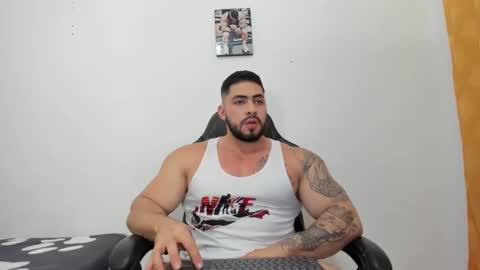 Snapshot of frank_foxx1 chatting on November 5, 2025, 3:06 am frank_foxx1 online show from November 5, 2025, 3:06 am