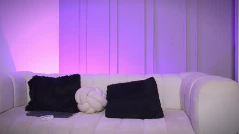 Frank Farrell. Hey remember to give me a thumbs up Ty online show from March 21, 2026, 12:15 am