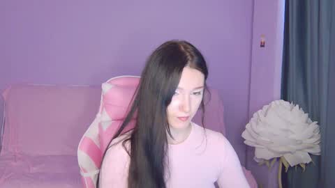 Snapshot of frankie_nora chatting on September 15, 2025, 2:22 am nora online show from September 15, 2025, 2:22 am