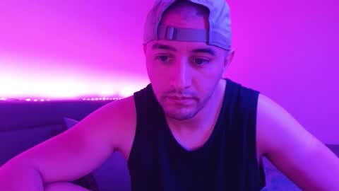 Snapshot of frankiethe13th chatting on November 26, 2025, 9:10 am FRANKIETHE13TH online show from November 26, 2025, 9:10 am