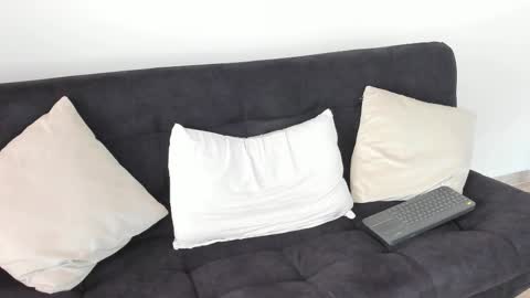 frank online show from September 13, 2025, 5:13 pm