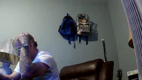 Snapshot of frankoze80 chatting on October 5, 2025, 2:43 am frankoze80 online show from October 5, 2025, 2:43 am
