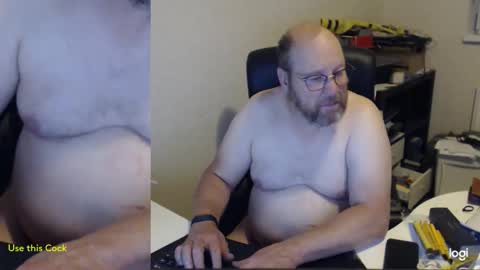 Snapshot of fransje_ chatting on October 15, 2025, 8:42 pm Fransje online show from October 15, 2025, 8:42 pm