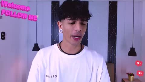 Franvill trato online show from October 17, 2025, 6:54 pm