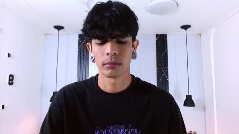 Franvill trato online show from November 13, 2025, 5:56 pm