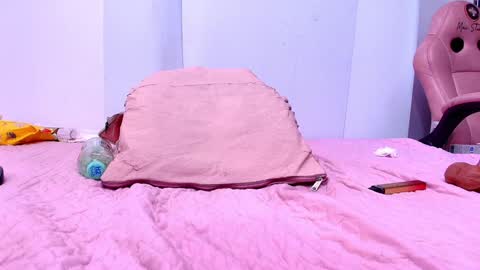 FRANYELY online show from January 15, 2025, 10:13 pm