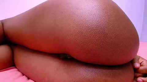 FRANYELY online show from February 27, 2025, 1:27 am