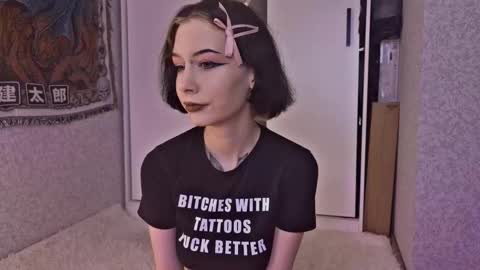 Snapshot of frau_basted chatting on October 21, 2025, 9:15 pm mistress Bastet and mintcola online show from October 21, 2025, 9:15 pm