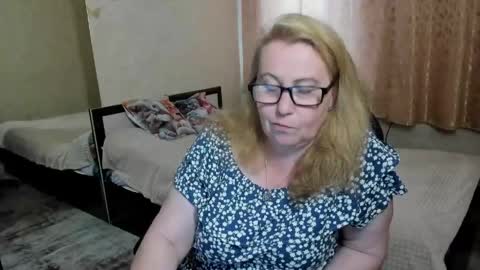 FrauMartha online show from June 2, 2026, 12:51 pm