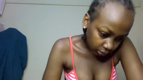 freaky_beauty online show from July 10, 2026, 2:49 am