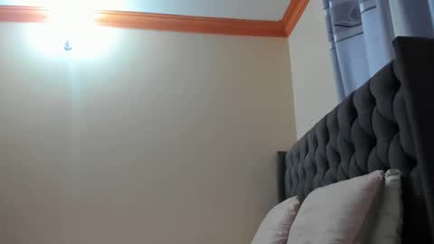 Snapshot of freaky_maria chatting on December 23, 2024, 3:07 am Maria online show from December 23, 2024, 3:07 am