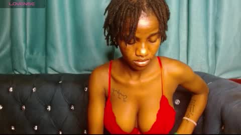 Snapshot of freaky_shamzzy chatting on November 2, 2025, 7:27 pm shamika online show from November 2, 2025, 7:27 pm