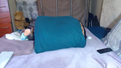 Mandy online show from December 18, 2025, 10:54 am