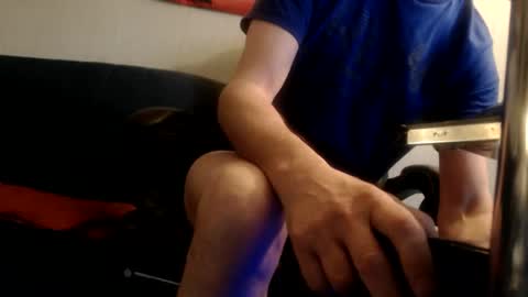 yo online show from December 21, 2025, 7:59 am