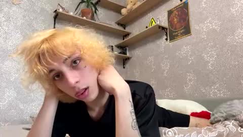 Snapshot of fred_bucks chatting on February 23, 2026, 9:06 am fred bucks online show from February 23, 2026, 9:06 am