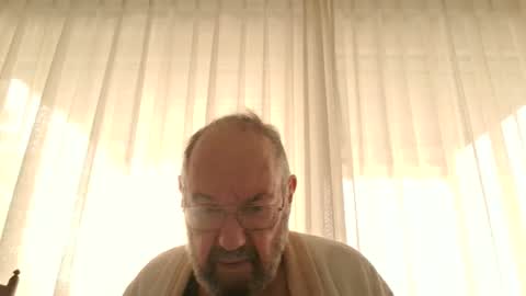 Snapshot of fredaldavid chatting on December 2, 2024, 8:52 am David Fredal online show from December 2, 2024, 8:52 am