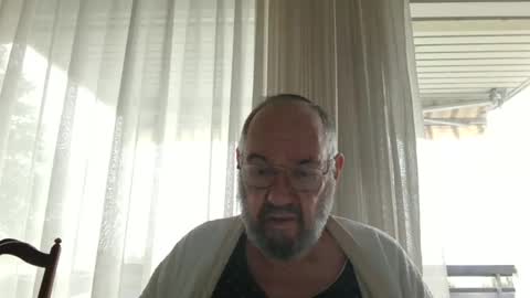 Snapshot of fredaldavid chatting on December 7, 2024, 10:34 am David Fredal online show from December 7, 2024, 10:34 am