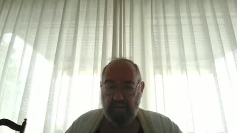 Snapshot of fredaldavid chatting on December 8, 2024, 10:30 am David Fredal online show from December 8, 2024, 10:30 am