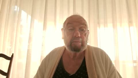 Snapshot of fredaldavid chatting on January 15, 2025, 9:02 am David Fredal online show from January 15, 2025, 9:02 am