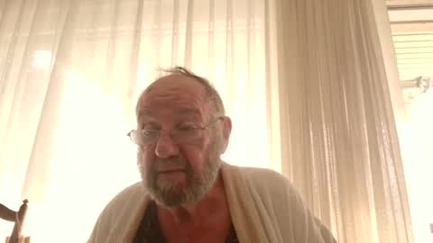 Snapshot of fredaldavid chatting on October 29, 2025, 9:11 am David Fredal online show from October 29, 2025, 9:11 am