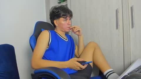 Snapshot of fredd_cs chatting on November 7, 2025, 7:03 pm fredd_cs online show from November 7, 2025, 7:03 pm