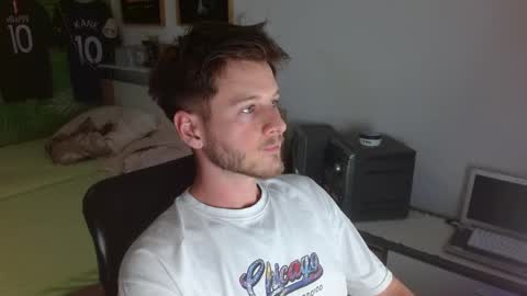 Frederick Perin online show from April 29, 2026, 9:43 pm