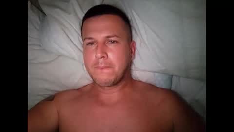 Snapshot of fredwilliam26 chatting on October 21, 2025, 1:23 pm fredwilliam26 online show from October 21, 2025, 1:23 pm