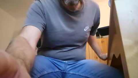 Snapshot of free_love_for_everyone chatting on February 2, 2026, 8:13 am free_love_for_everyone online show from February 2, 2026, 8:13 am