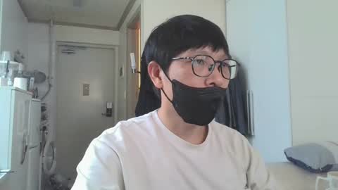 K-Dick online show from July 26, 2026, 5:04 am