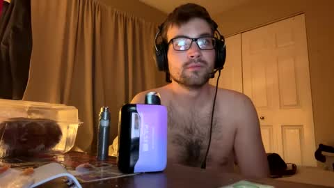 freezeskiii online show from September 12, 2025, 1:49 am