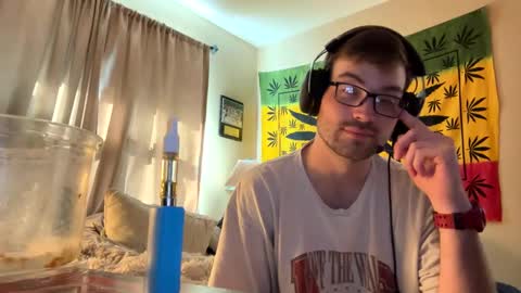 freezeskiii online show from September 15, 2025, 2:50 pm