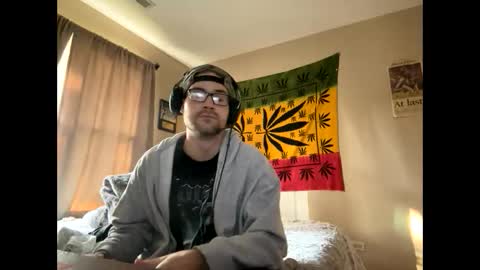 freezeskiii online show from October 31, 2025, 2:51 pm