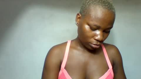 frekkymorelle online show from March 9, 2025, 7:37 pm