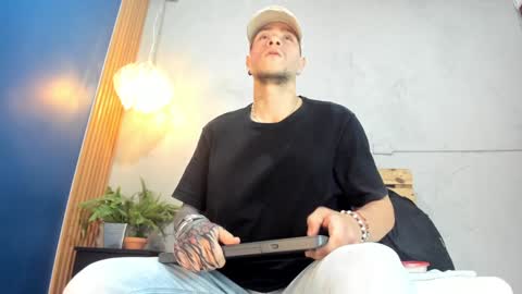 Xavier online show from January 15, 2025, 1:12 am