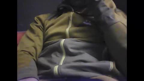 Snapshot of frencheeboy chatting on November 12, 2025, 11:03 pm frencheeboy online show from November 12, 2025, 11:03 pm