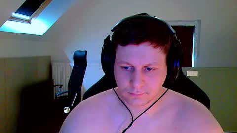 French fries online show from October 12, 2025, 1:54 pm