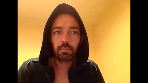 Snapshot of frenchy23uk chatting on November 2, 2025, 4:20 pm frenchy online show from November 2, 2025, 4:20 pm