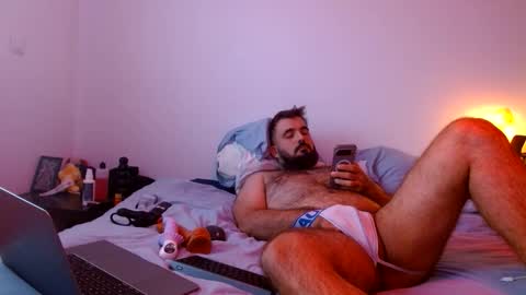 frenchybeardybear online show from May 2, 2026, 1:27 pm