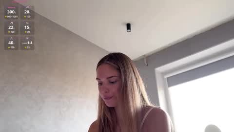 Snapshot of frenzyfoxs chatting on October 5, 2025, 10:24 am Jason and Sonya online show from October 5, 2025, 10:24 am