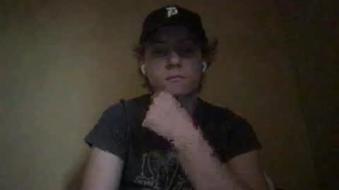 Snapshot of freshbull123 chatting on March 5, 2025, 12:59 am Freshbull123 online show from March 5, 2025, 12:59 am