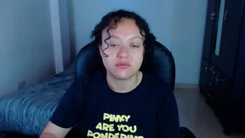 Louise  online show from November 20, 2025, 12:05 pm