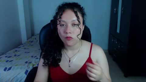 Louise  online show from December 22, 2025, 4:53 am