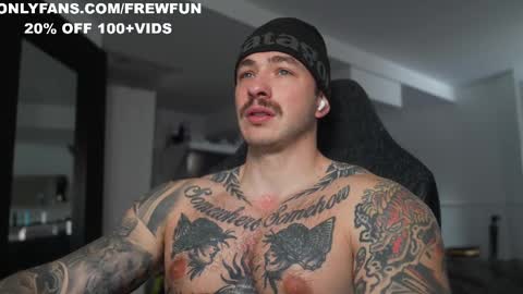 Snapshot of frewfun chatting on November 14, 2025, 5:22 pm cameron online show from November 14, 2025, 5:22 pm