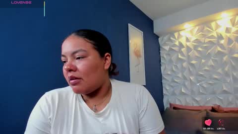 Freya online show from November 6, 2025, 12:50 pm