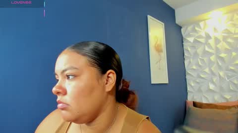 Freya online show from November 7, 2025, 11:54 am